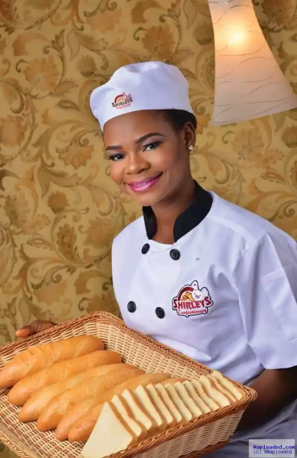 See What Former Agege Bread Seller, Olajumoke, Did As She Visits The Bakery She Used To Work